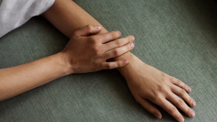 Hath Me Jhanjhanahat