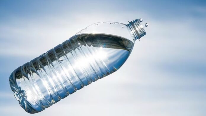 Kya Bahut Din Purana Pani Peena Sahi Hai