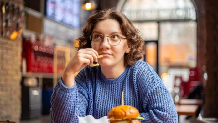 Fast Eaters Gain More Weight