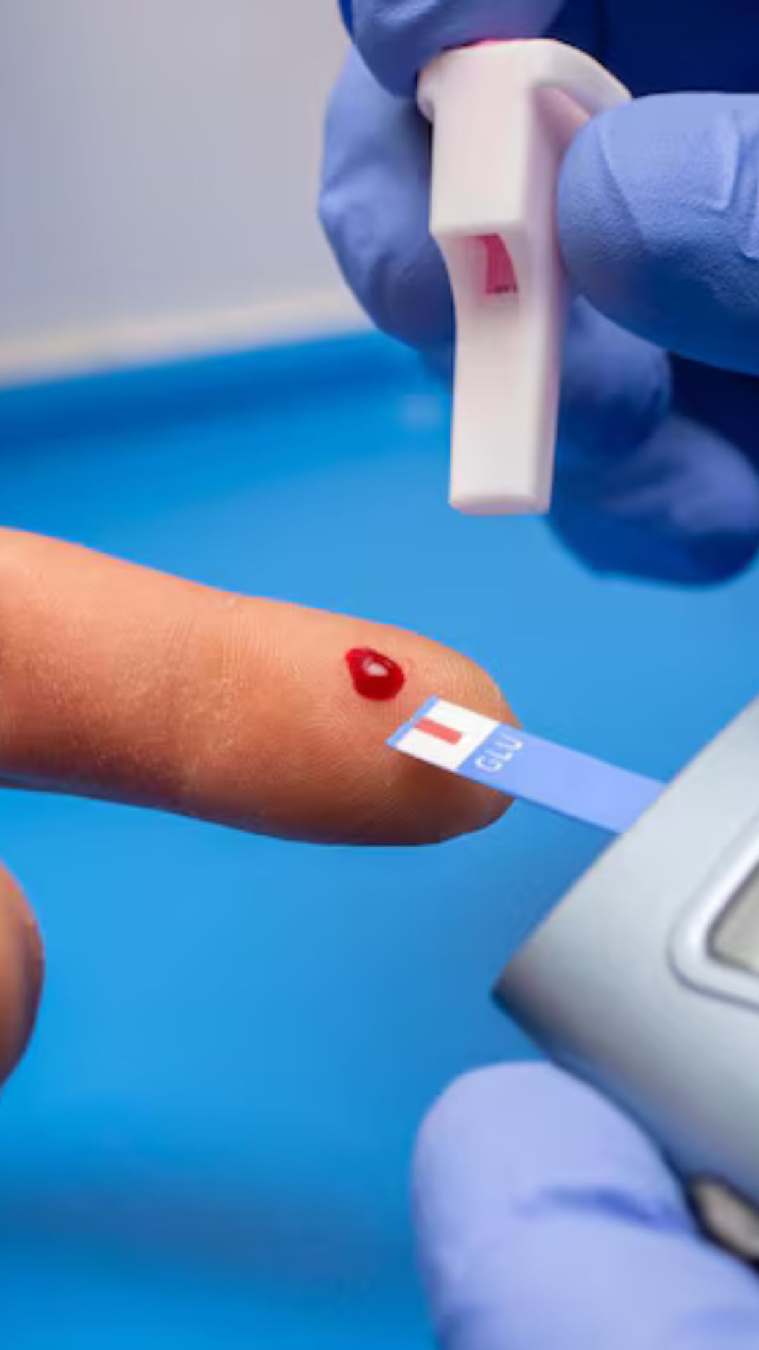 तुलसी की पत्तियां और लौंग…डायबिटीज मरीज के लिए अचूक उपाय, ब्लड शुगर रहेगा कंट्रोल