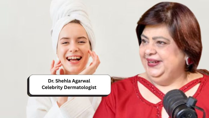 भारतीय महिला चेहरे की स्किन जांचते हुए, Glass Skin और Korean Skincare ट्रेंड